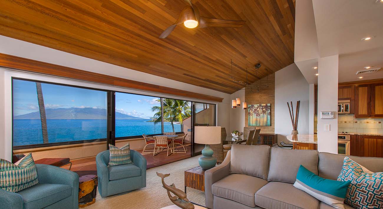 Luxury Two Bedroom Beach Condo Sleeps Four Guests Luxury Two Bedroom Beach Condo Sleeps Four Guests